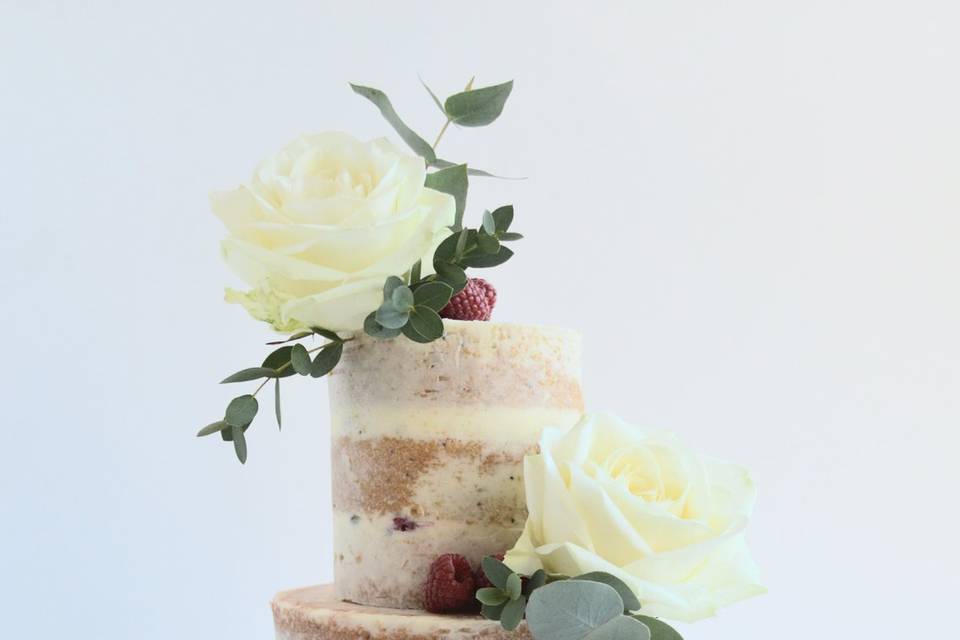 Semi Naked Cake