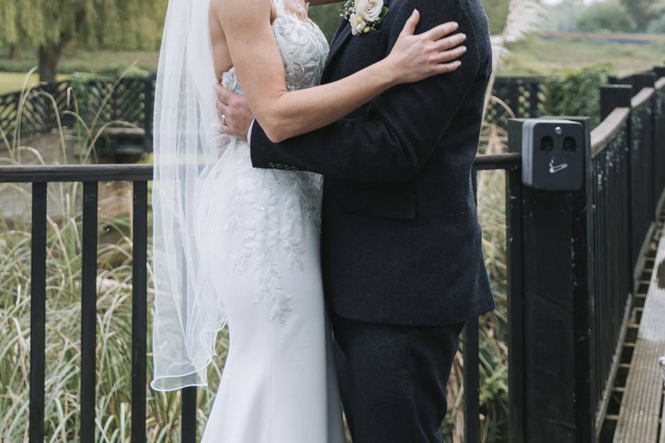 Bride & groom portrait