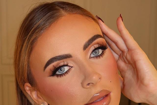 Full glam