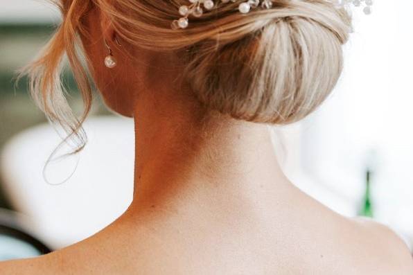 Low elegant bridal bun