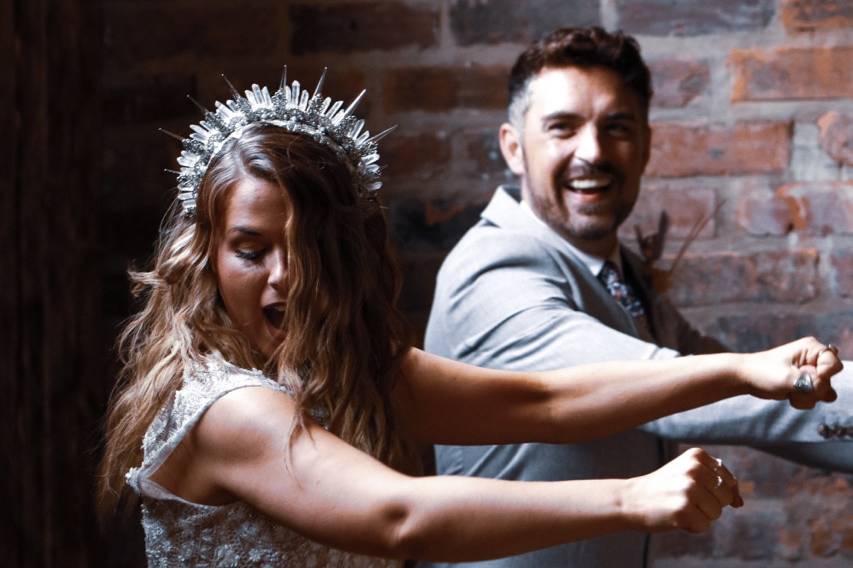 Couple dancing - Flash Forward Photography