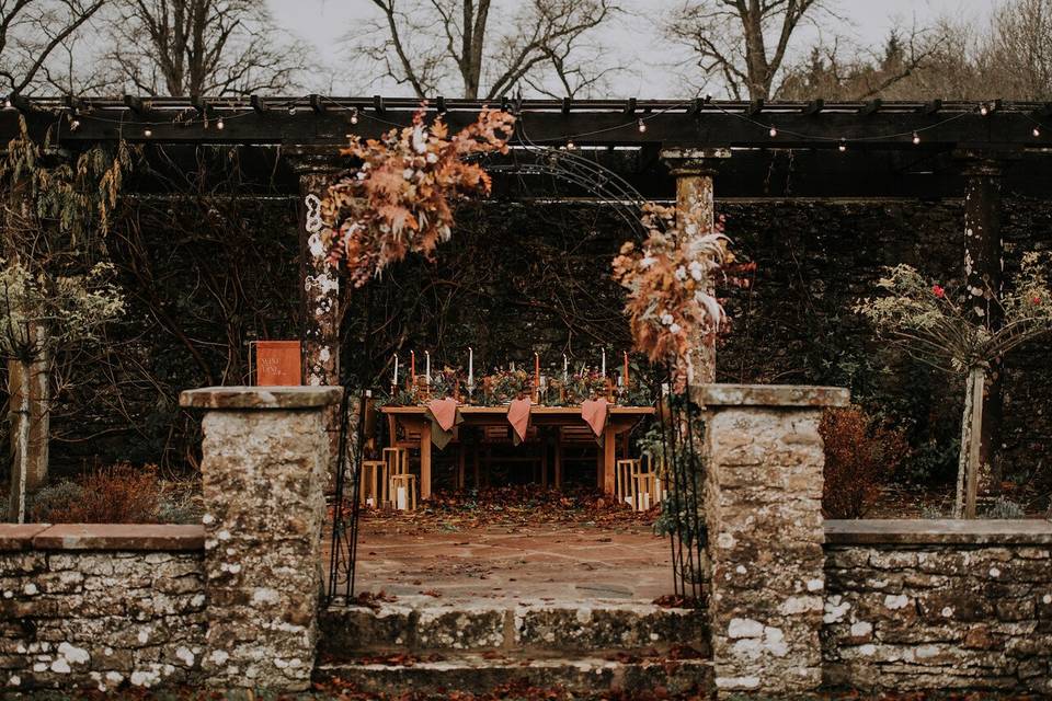 Italian garden autumn