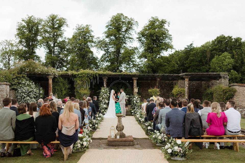 Italian garden ceremony