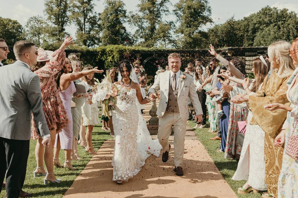 Italian garden ceremony