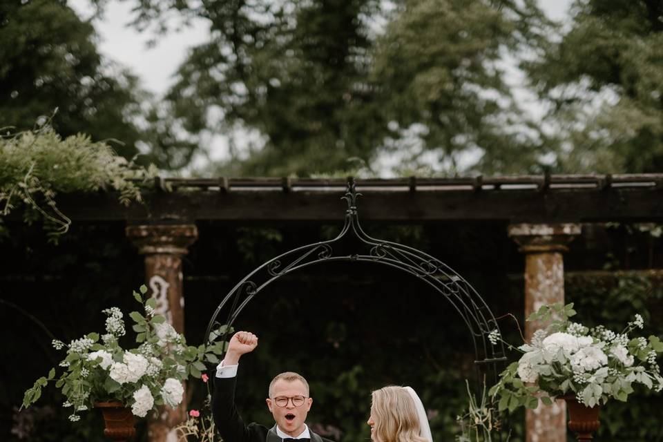 Italian garden ceremony