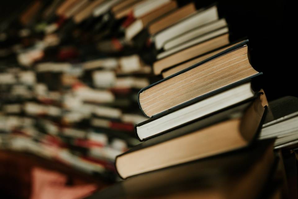Book table
