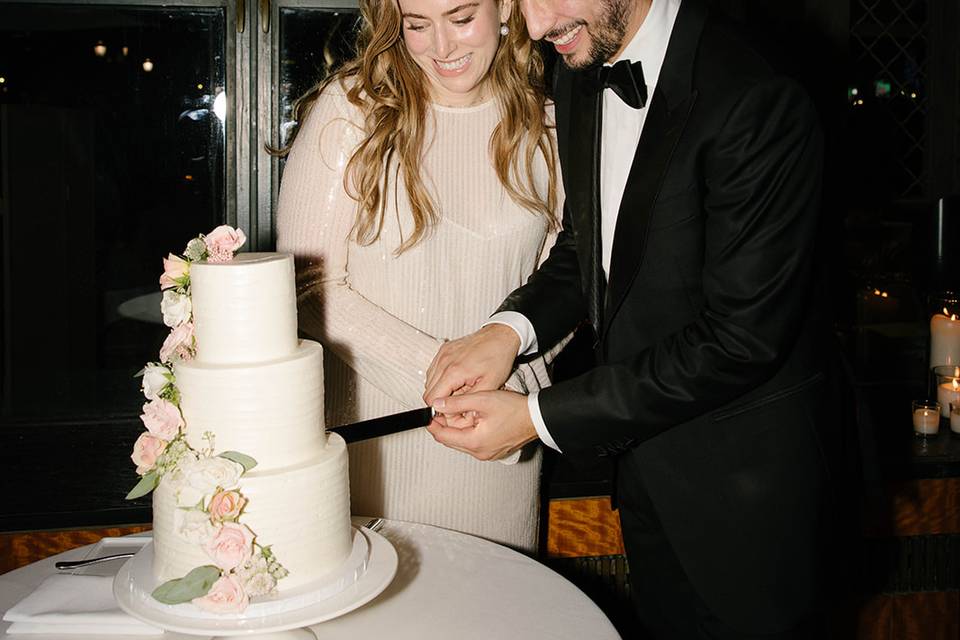 Cutting the cake