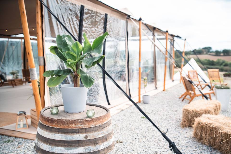 Stretch tent marquee