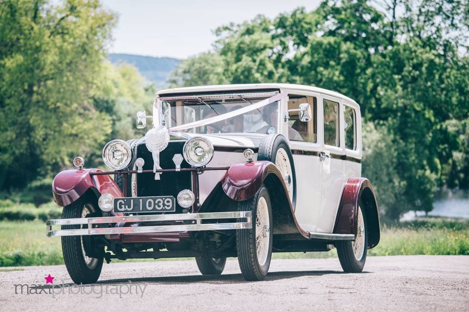 Vintage car for the happy couple