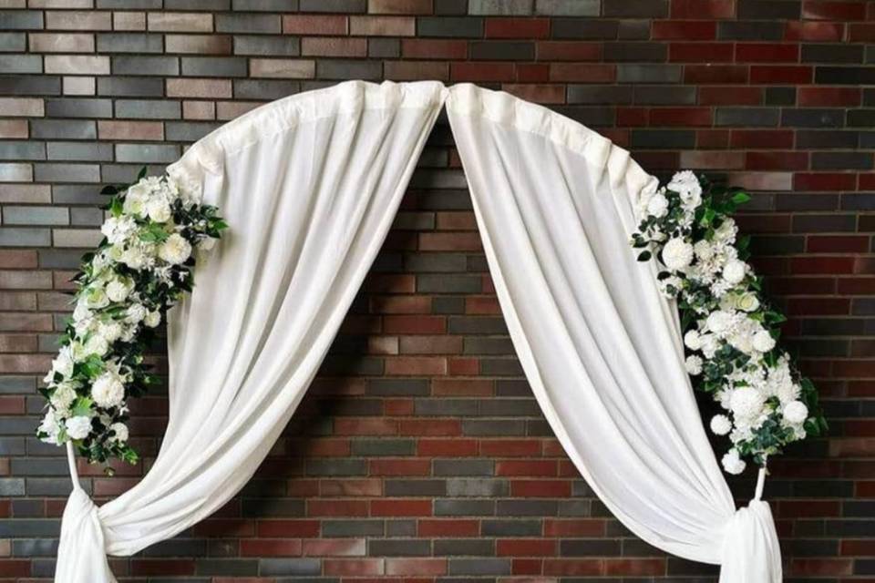 Simple, elegant balloon hoop