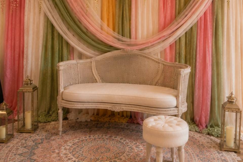 A simple engagement backdrop