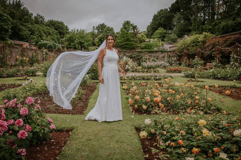 Veil throw