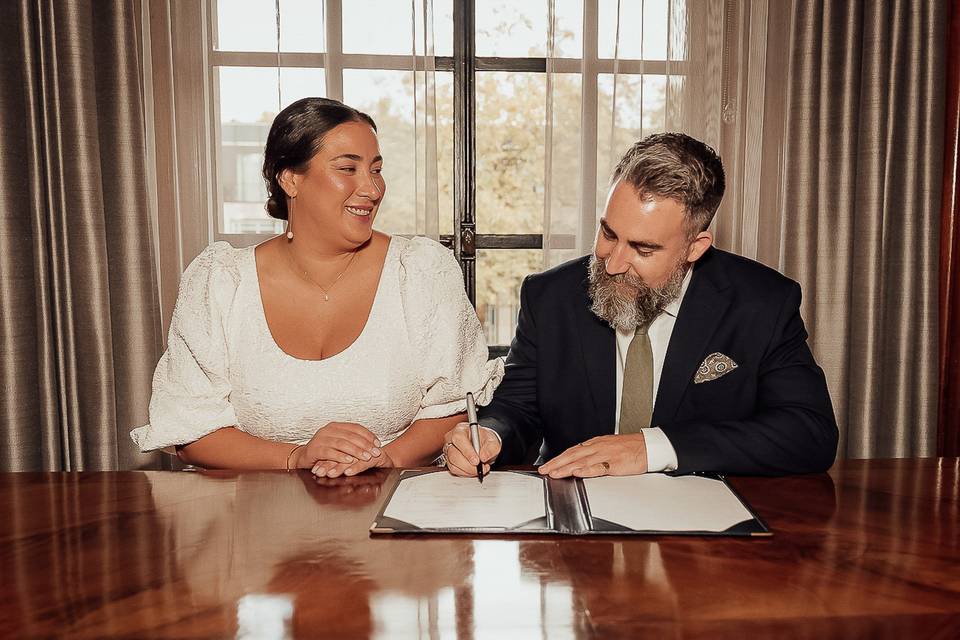 Registry signing