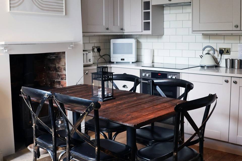 Mill Cottage - Dining Area