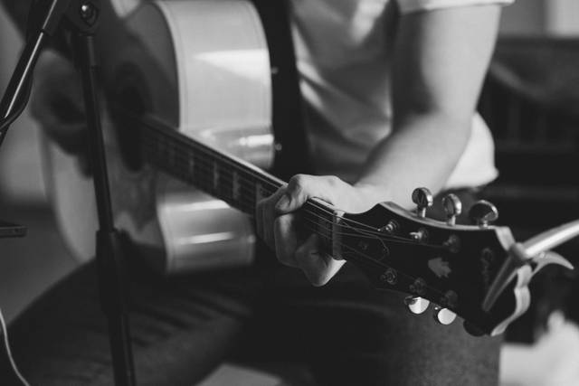 Luke West: Vocalist