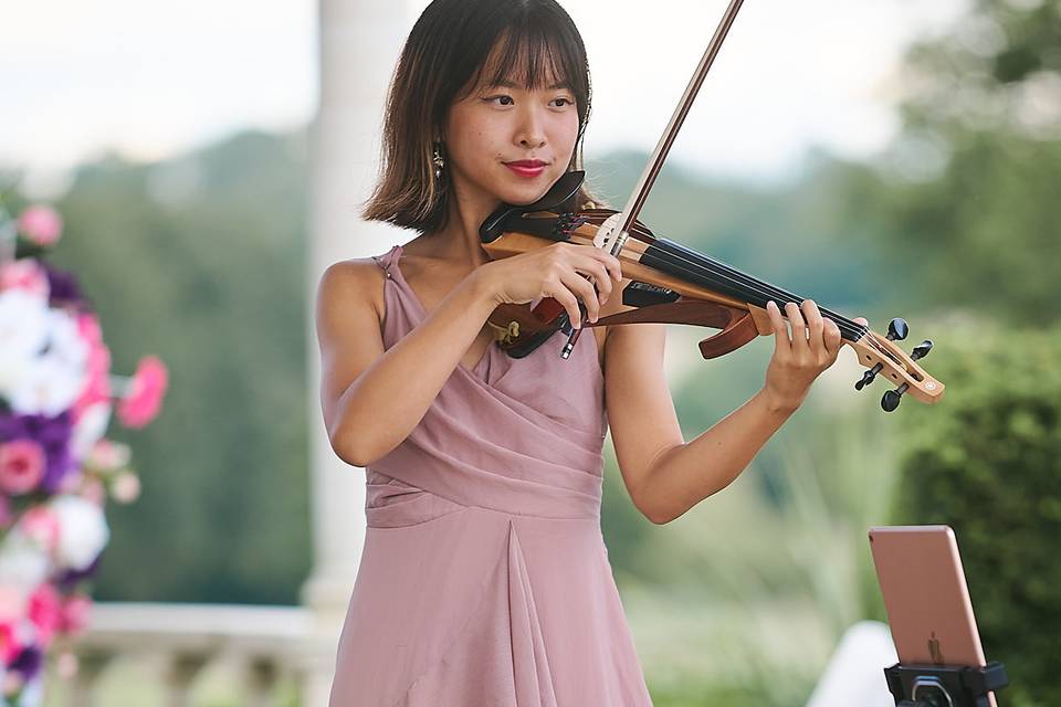 Violinist plays at ceremony