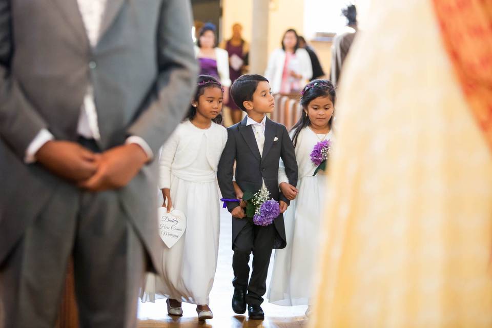 Kids at a wedding