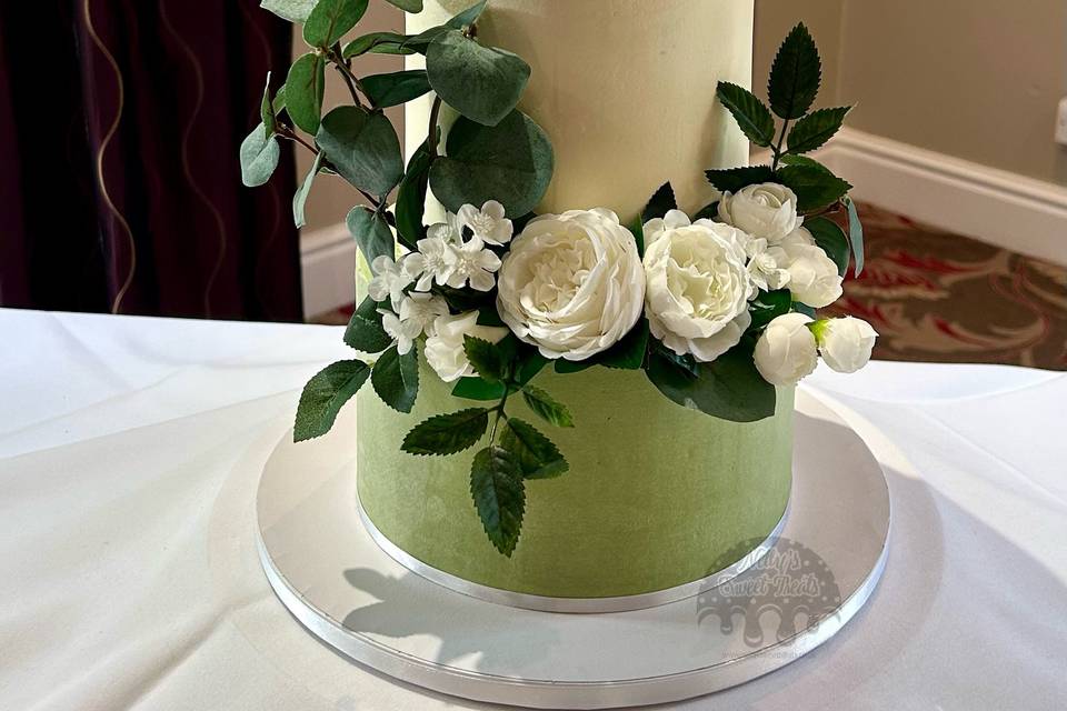 3T buttercream faux flowers