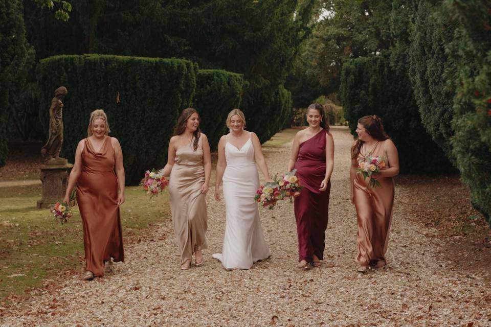 Amy & bridesmaids