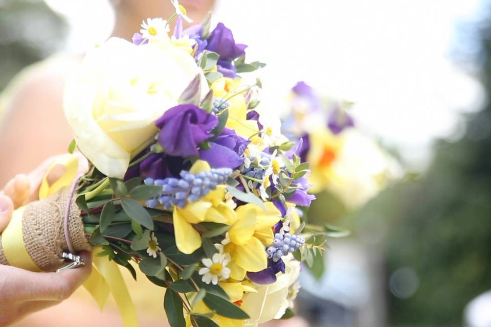 Videographers Union Video - Summer bouquet