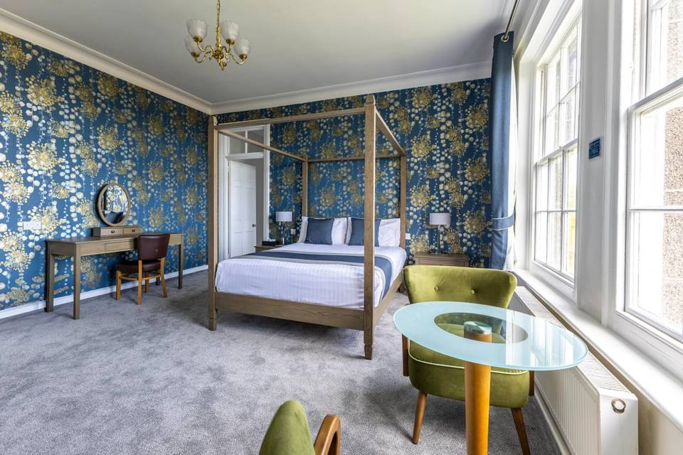 Bridal Suite / Honeymoon Suite