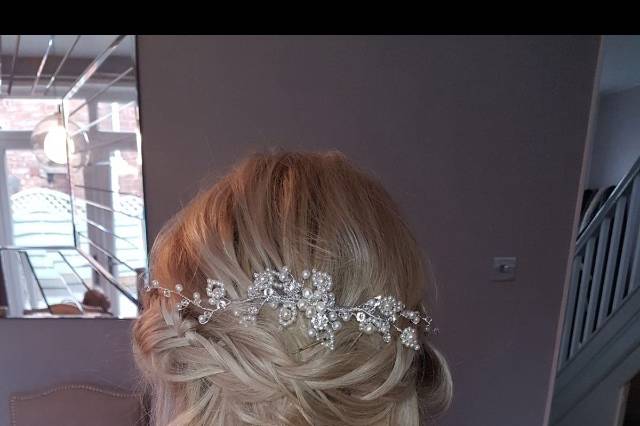 Lisa Larner freelance hairstylist