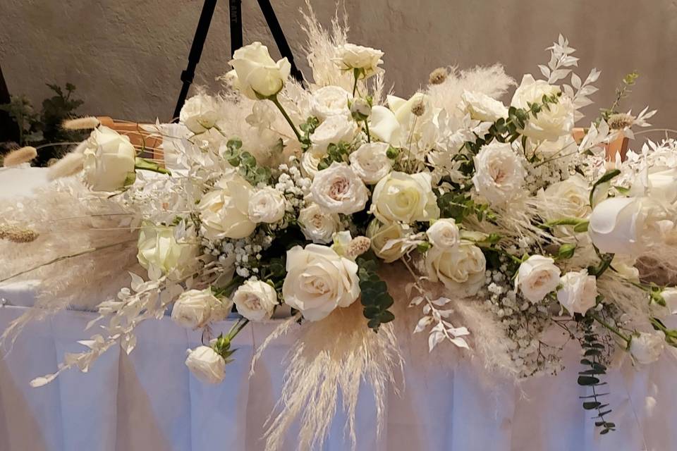 Ceremony table flowers