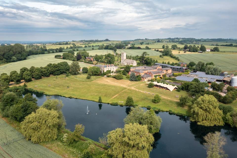 Lakeside Weddings at Maisemore Court