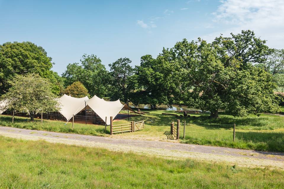 Lakeside Weddings at Maisemore Court