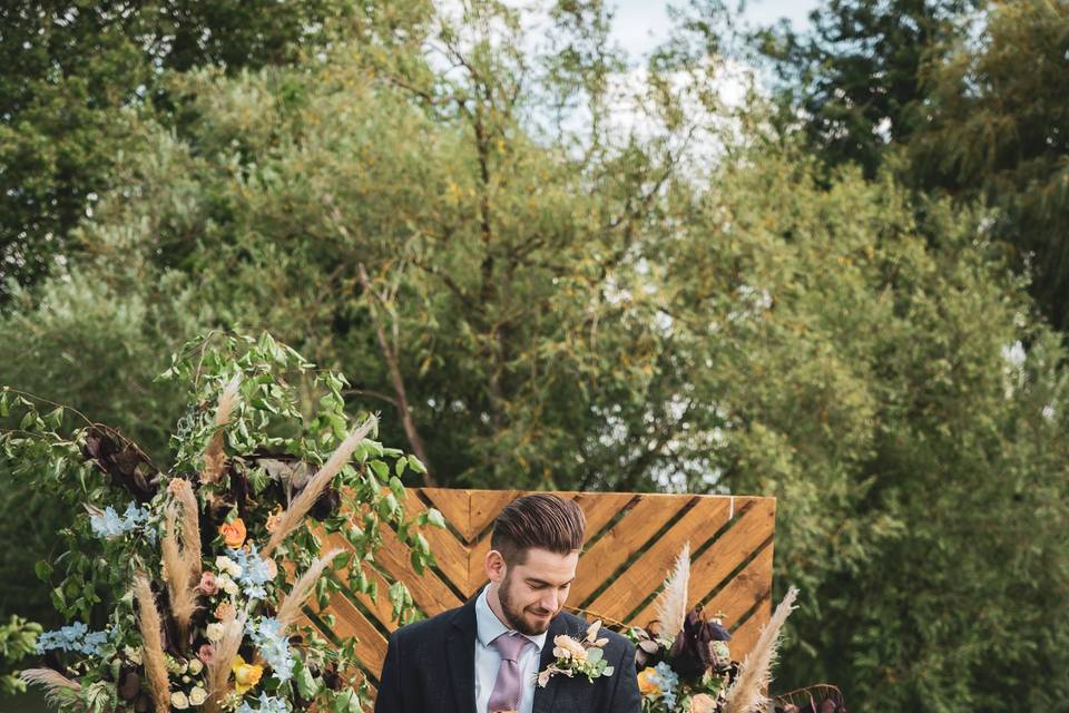 Lakeside ceremony