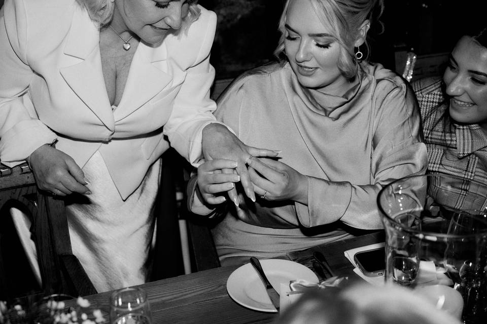 Wedding ring front flash