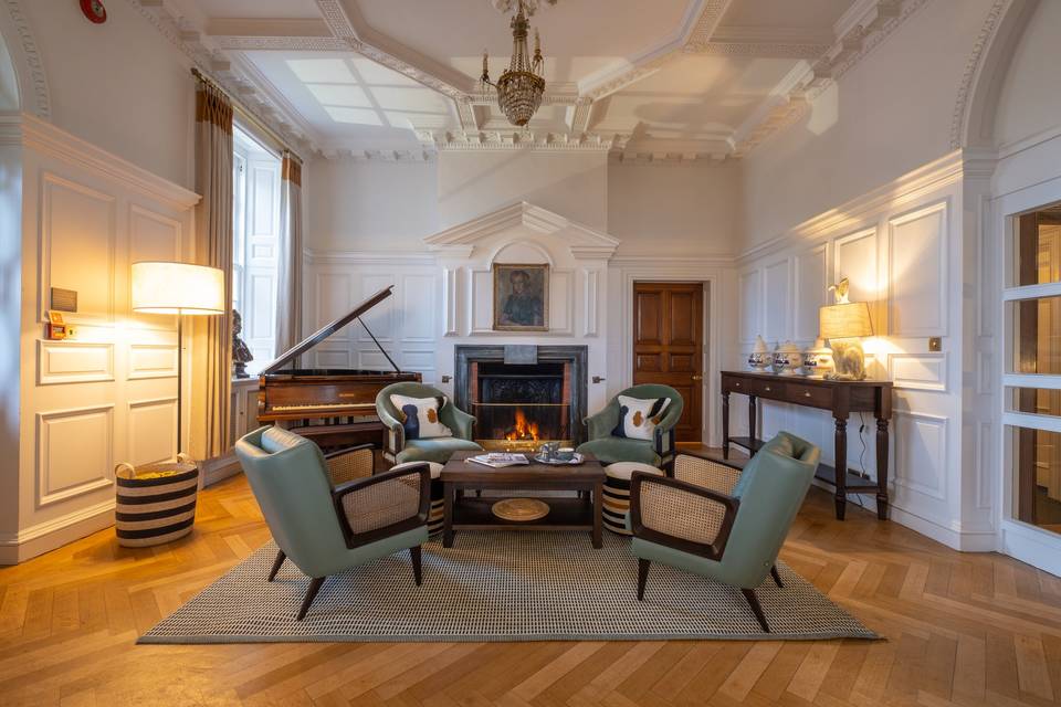 Lounge Area
