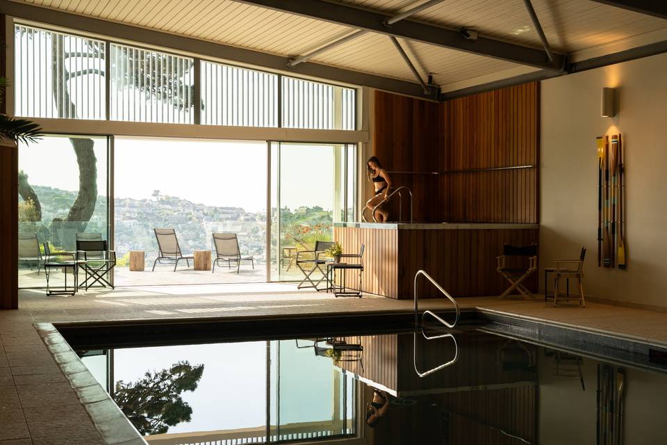 Spa & Pool