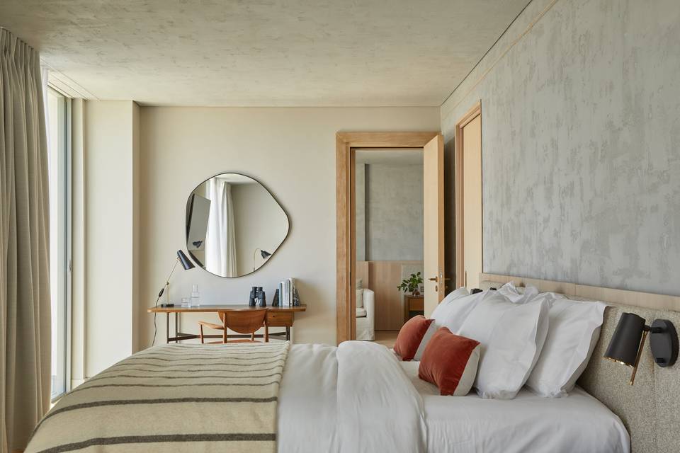 Lantic Bay Suite