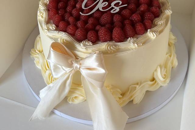 Engagement cake