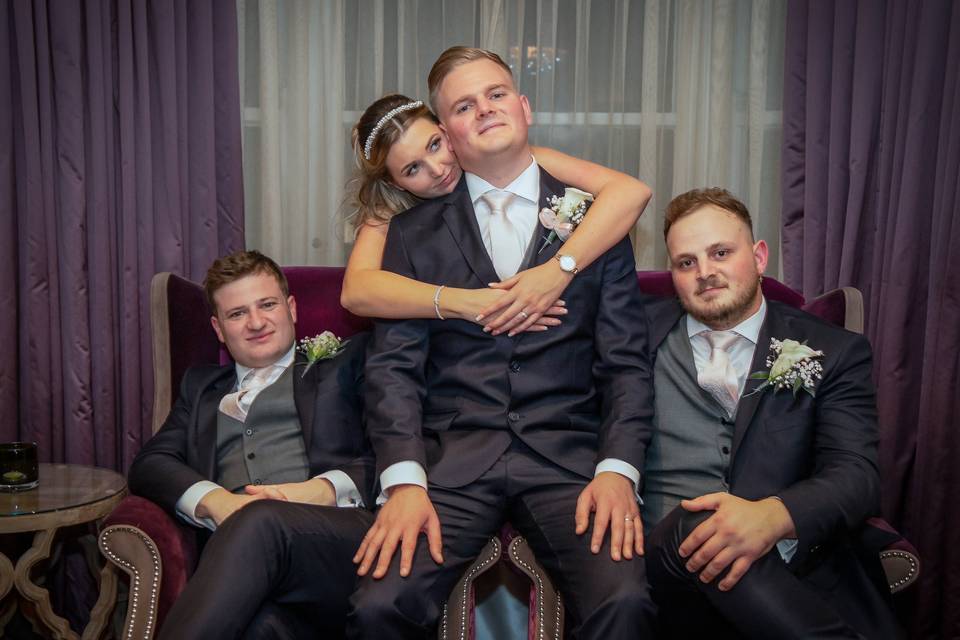 Bride & Groom with Groomsmen