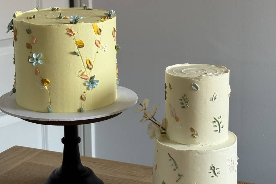 Spring/summer wedding cakes