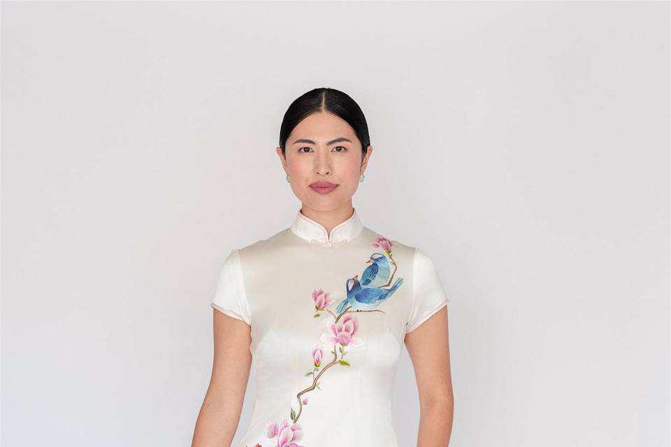 White Silk Qipao