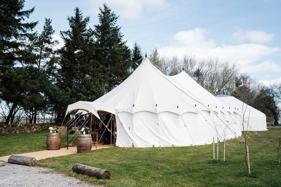 9x15m Petal Pole Marquee