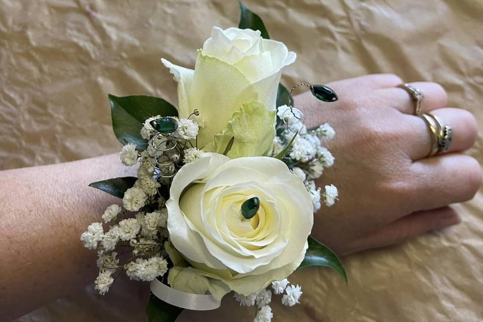 Wrist corsage