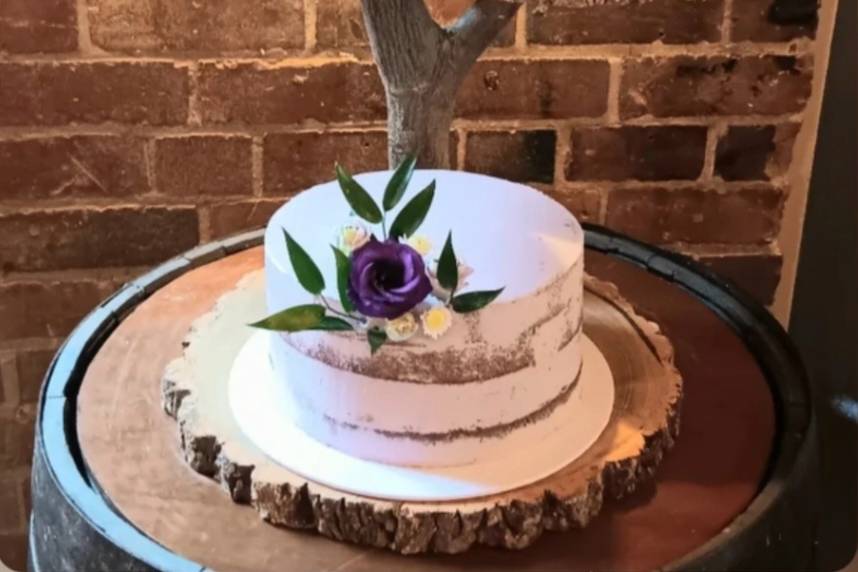 Deconstructed tiered cake