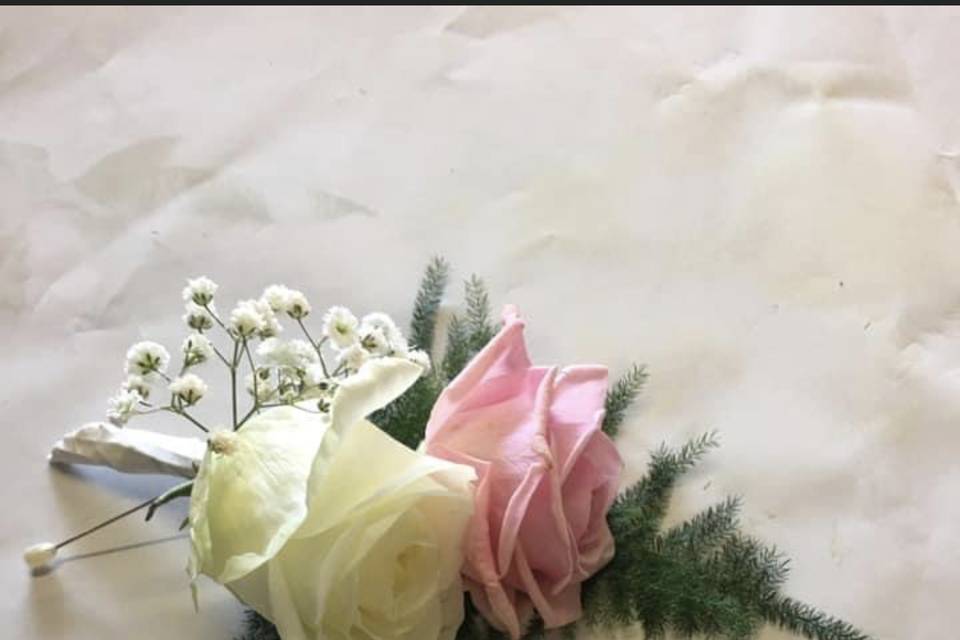 Double rose buttonhole