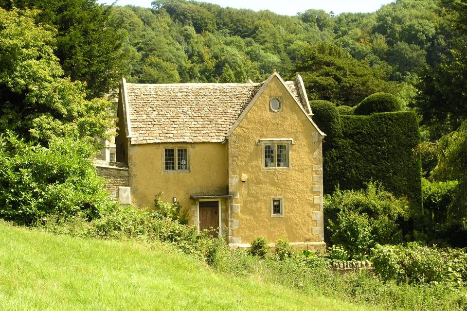 The Court House, built 1620