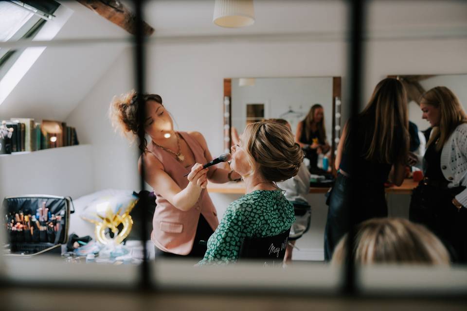 Apple Loft - getting glam!
