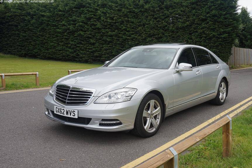 Silver Mercedes s class limo