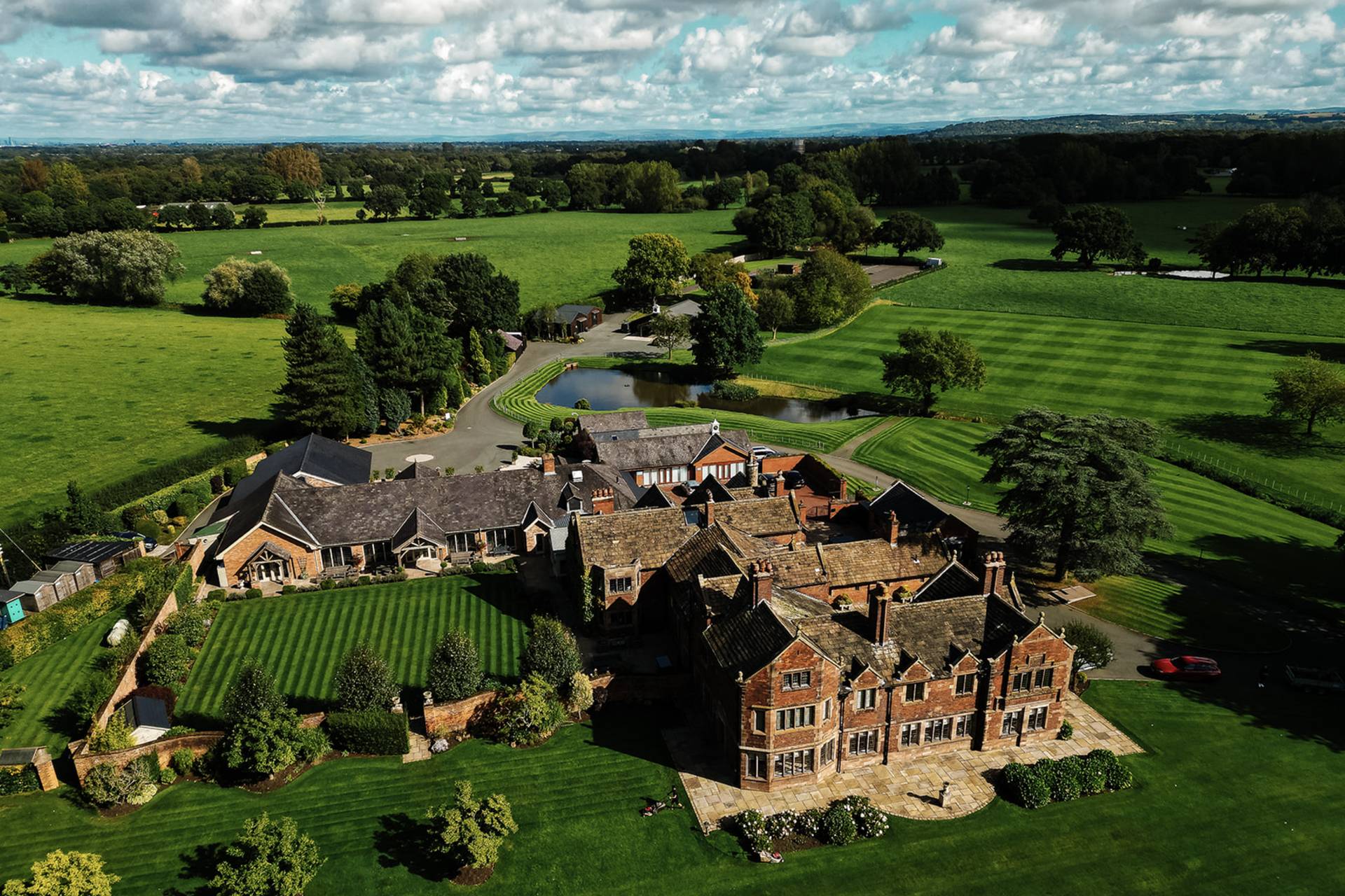 Colshaw Structures Colshaw Hall in Knutsford, Cheshire - Updated prices | hitched.co.uk