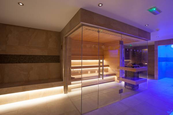 Spa Sauna & Steam Room