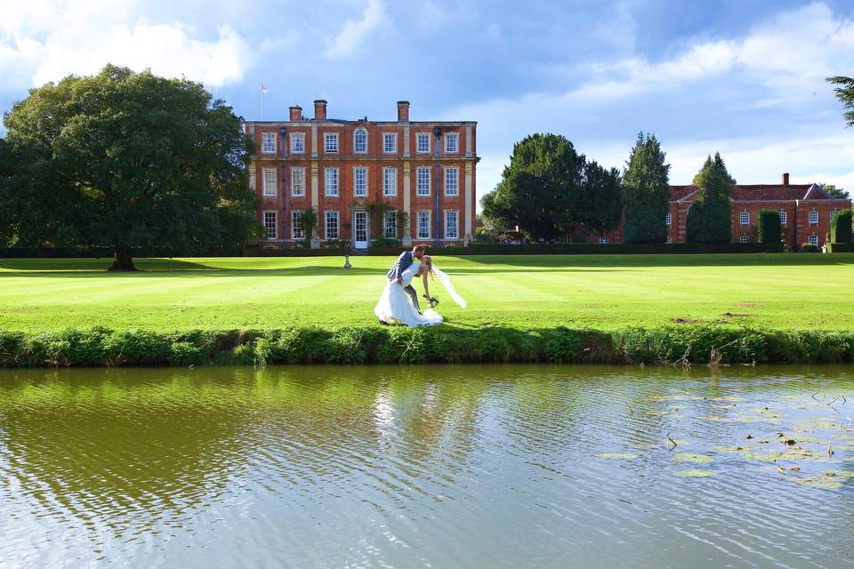 Having a laugh as newlyweds - Your Wedding Filmed