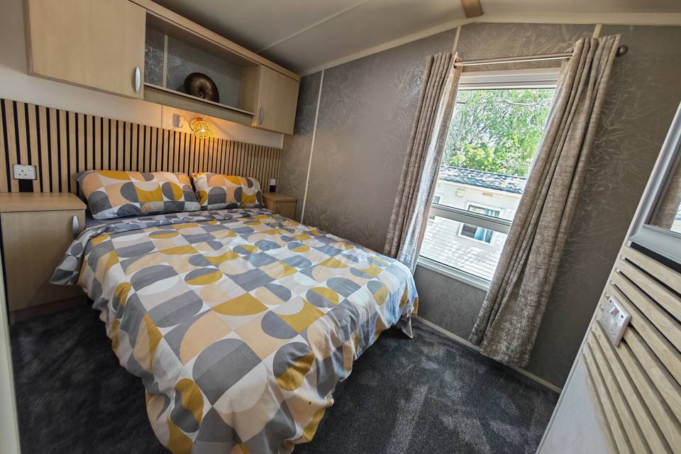Caravan 5 inside the bedroom