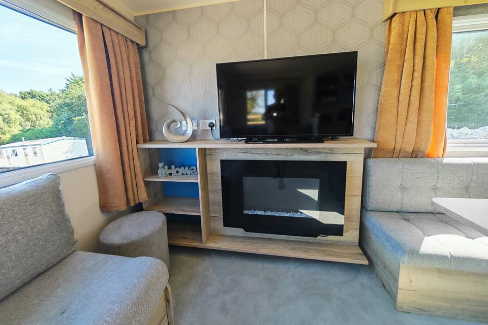 Caravan 17 inside the lounge